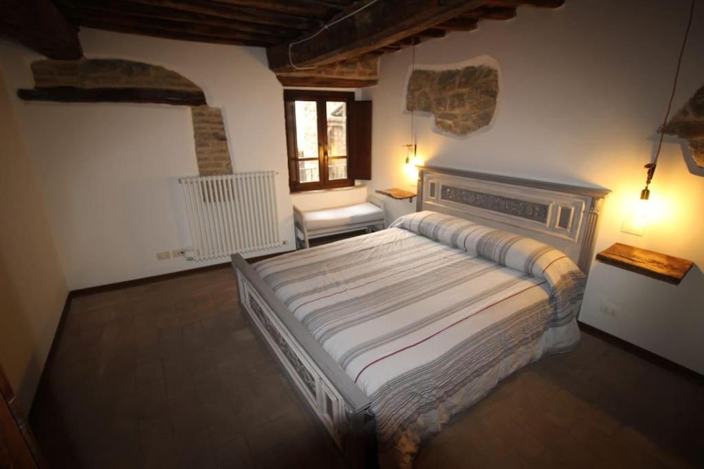 Casa Vacanze Castiglione - 4 Posti Letto Castiglione della Valle المظهر الخارجي الصورة